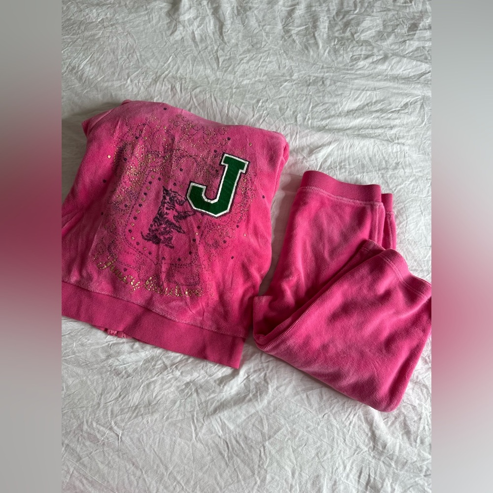 Juicy Couture velour tracksuit size 12-18 months